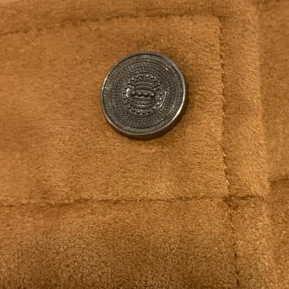 Dolce Vita Suede scalloped skirt *perfect for fall - Picture 3 of 4